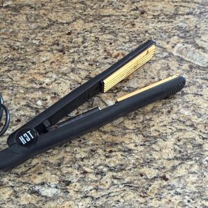 Hot Tools Mini Crimper with Gold Plates